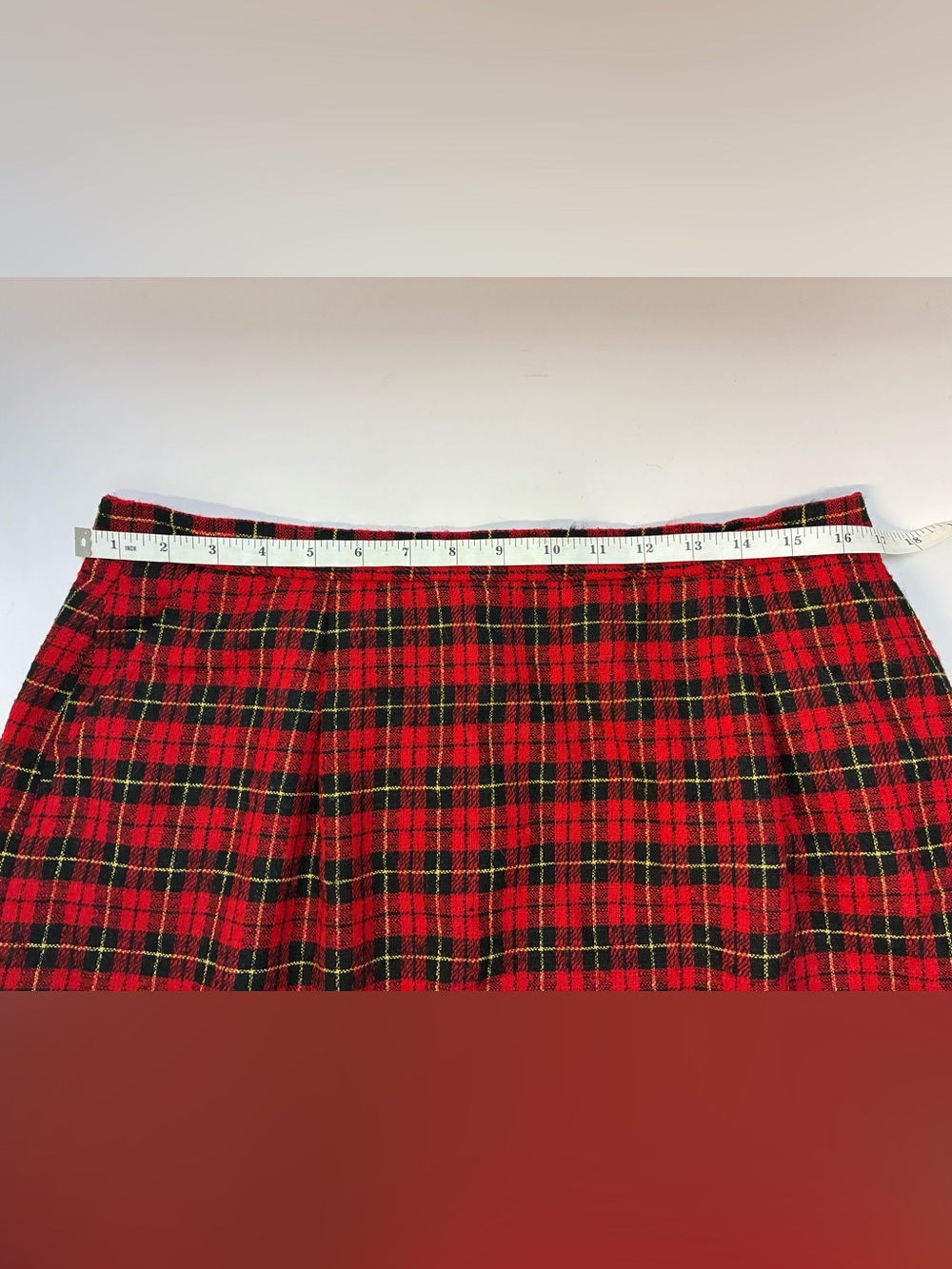 Vintage Pendleton Red Tartan Plaid Skirt, 100% Virgin Wool, Size 16 Knee Length - Picture 6 of 16